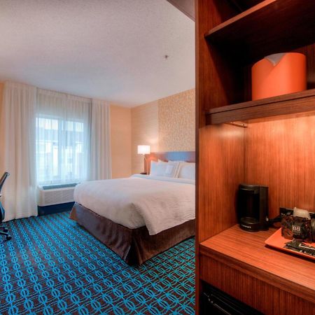Fairfield Inn & Suites By Marriott Charlotte Airport Экстерьер фото