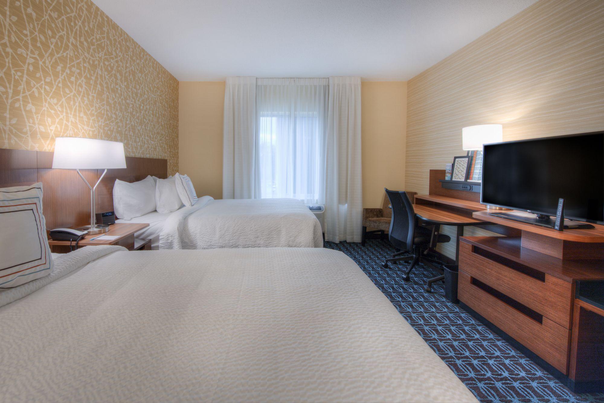 Fairfield Inn & Suites By Marriott Charlotte Airport Экстерьер фото