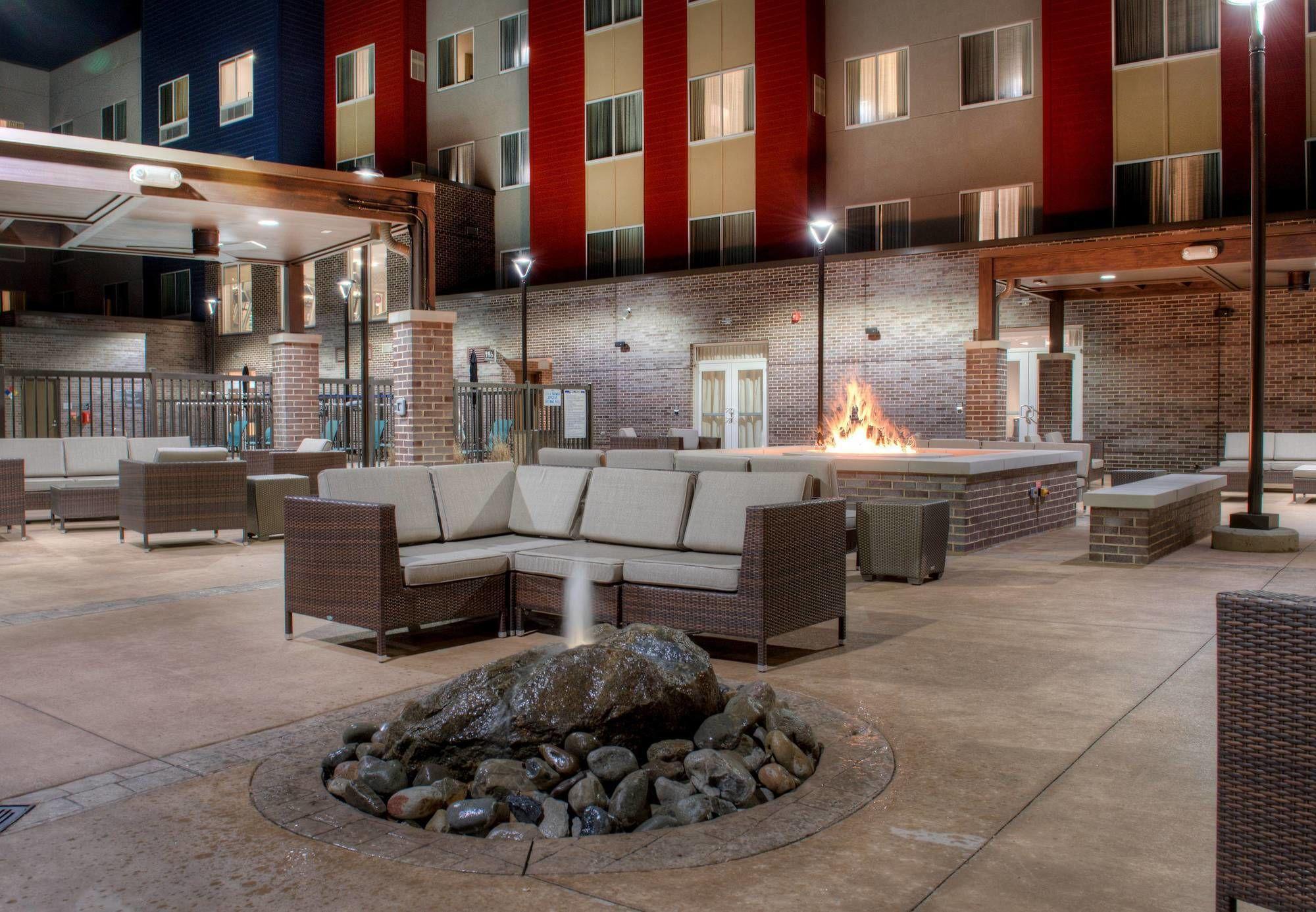 Fairfield Inn & Suites By Marriott Charlotte Airport Экстерьер фото