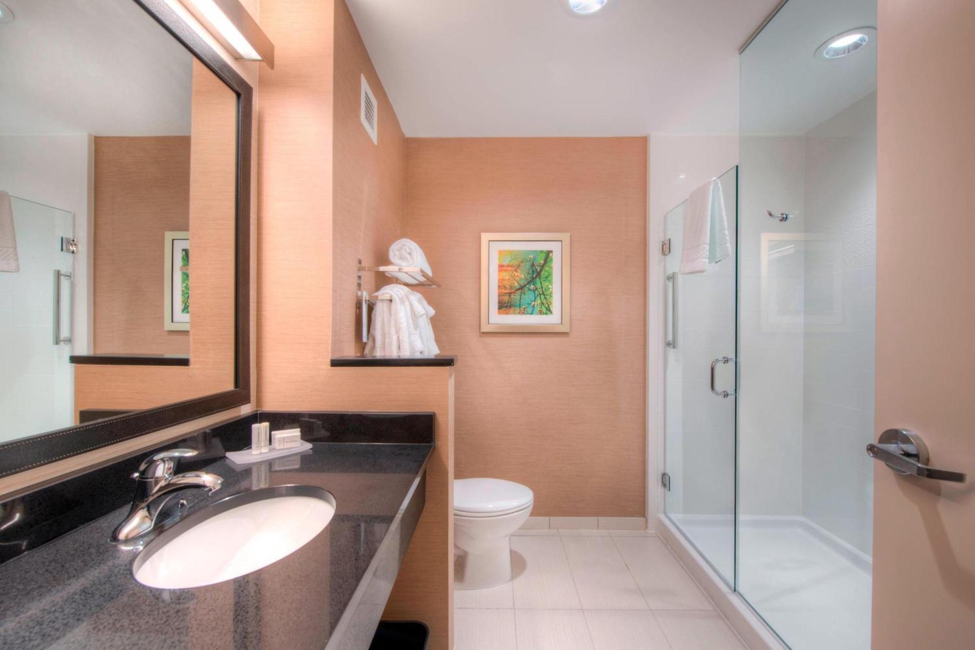 Fairfield Inn & Suites By Marriott Charlotte Airport Экстерьер фото