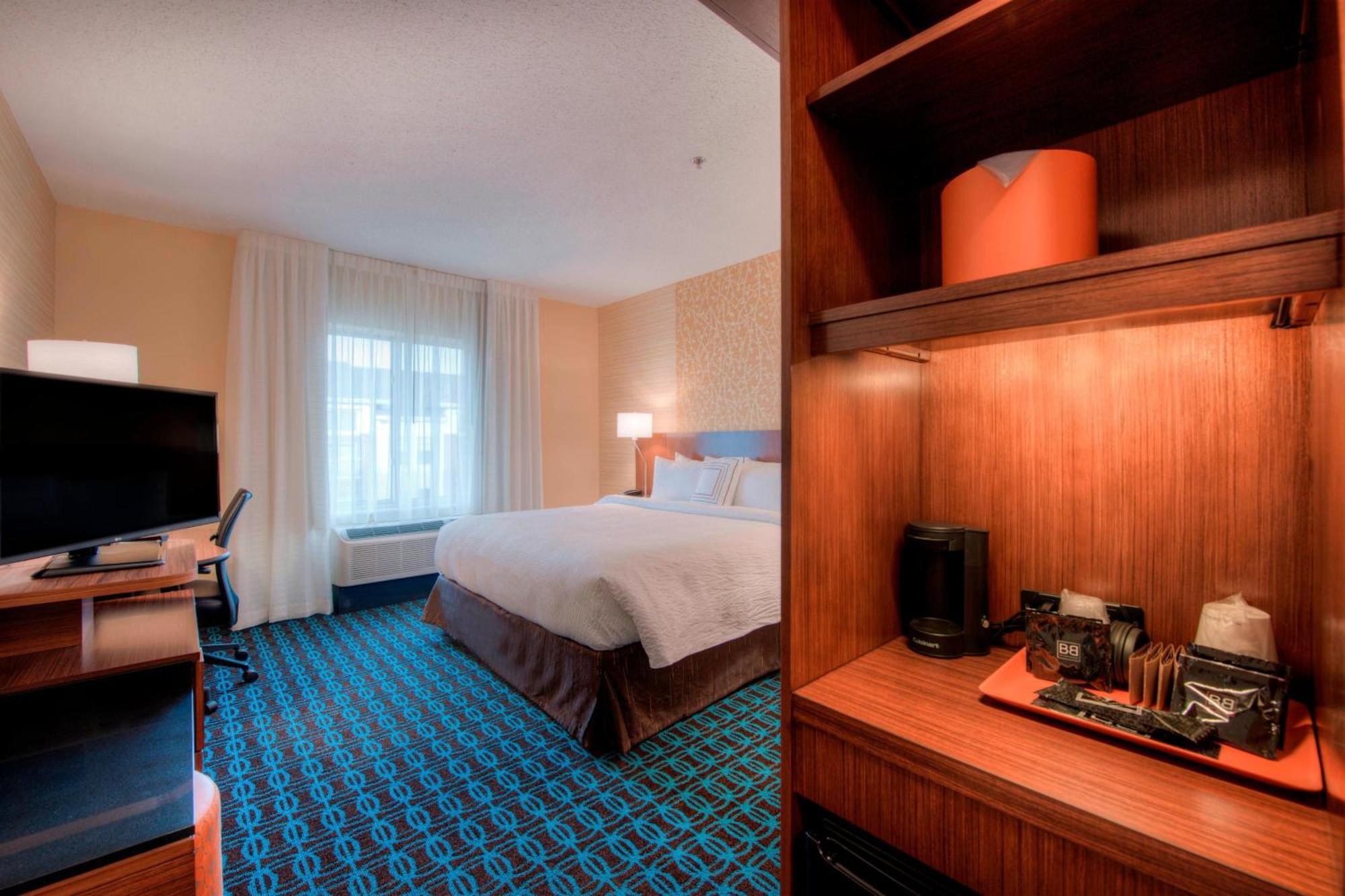 Fairfield Inn & Suites By Marriott Charlotte Airport Экстерьер фото