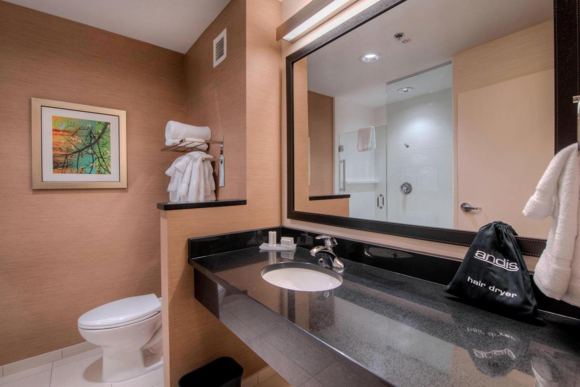 Fairfield Inn & Suites By Marriott Charlotte Airport Экстерьер фото
